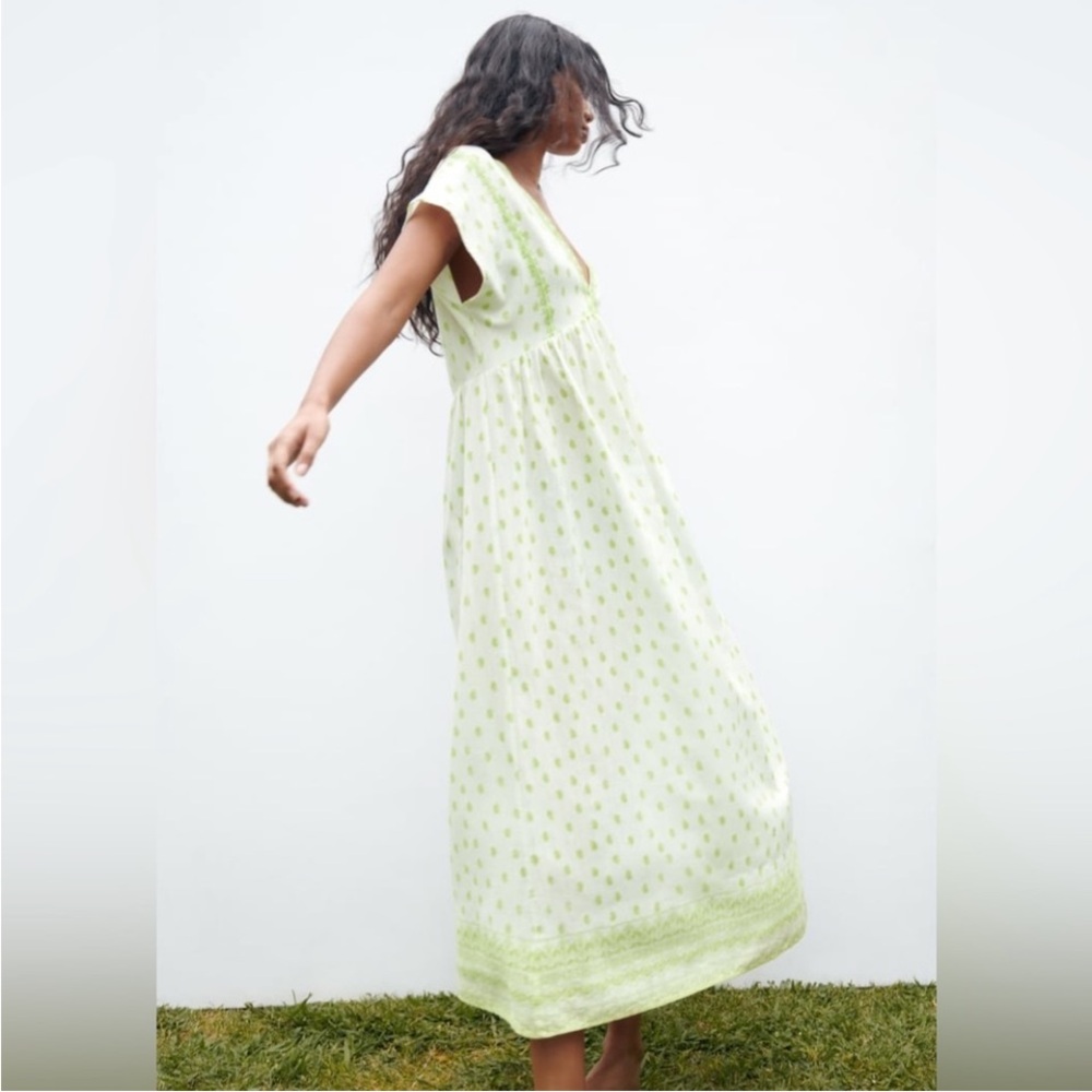 L. EMBROIDERED RUSTIC DRESS - Picture 5 of 9